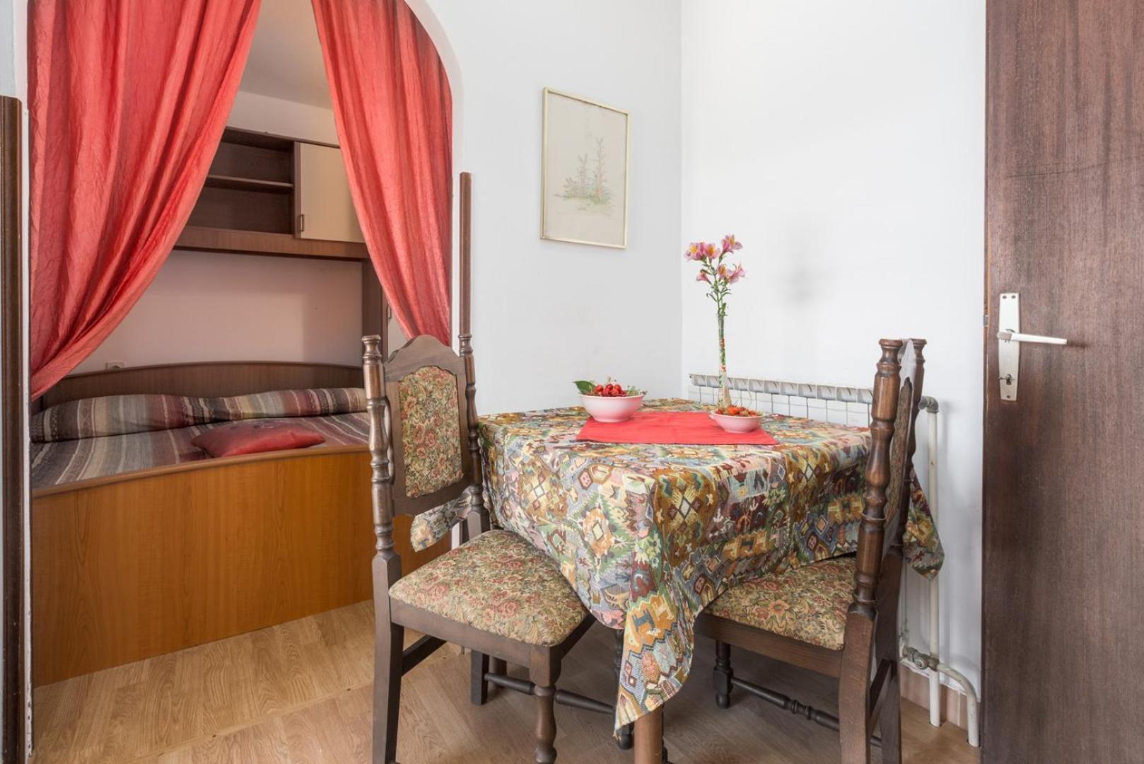 Anamarija Apartments Near The Beach And The Fantastic Adria Sea With Over 10 Small Islands Close By فونتانا المظهر الخارجي الصورة