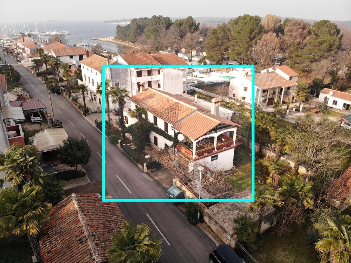 Anamarija Apartments Near The Beach And The Fantastic Adria Sea With Over 10 Small Islands Close By فونتانا المظهر الخارجي الصورة